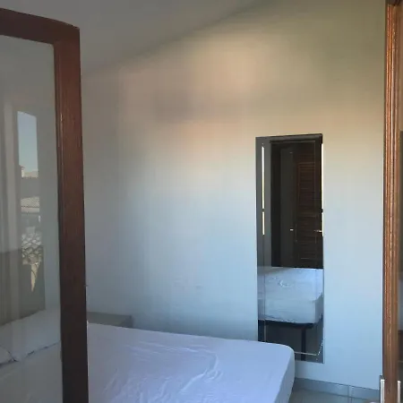 Residenze Gambaru Feriehus *