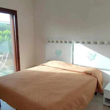 度假居 Residenze Gambaru 圣特奥多罗